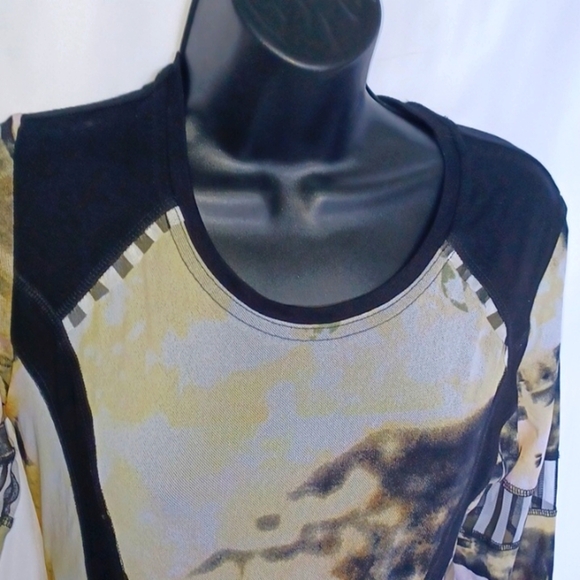 Cocomenthe. French Designer. Metal thread Lace Trimmed  Dress.  Size 2, lined - Picture 2 of 11